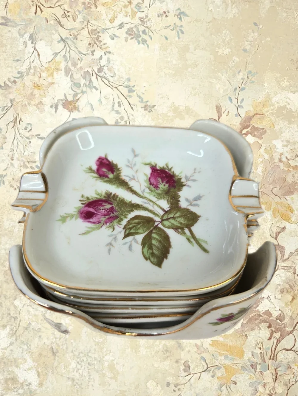 Vintage Set Of Individual Square Ashtrays Red Rose Buds Gold Trim Caddy Holder